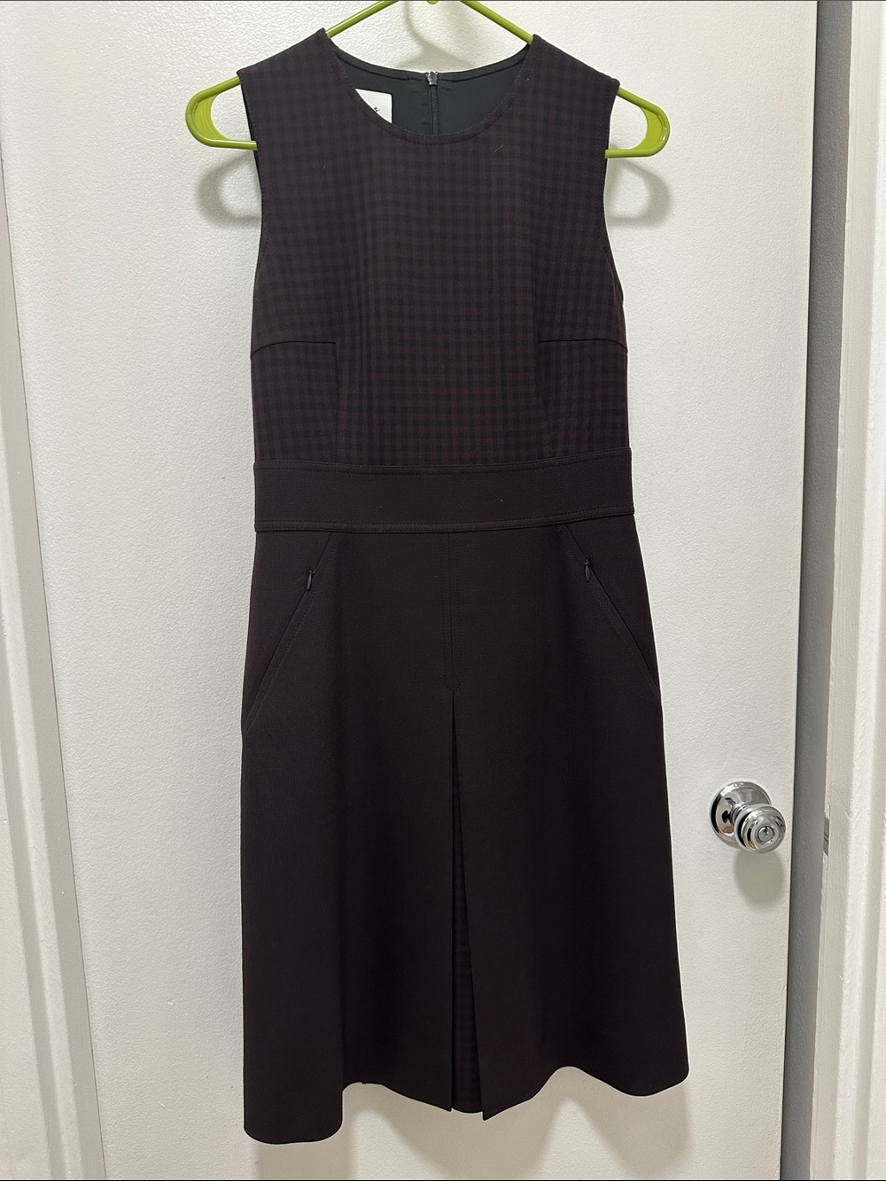 Akris Punto Sleeveless Burgundy Check Midi Dress, sz 6
